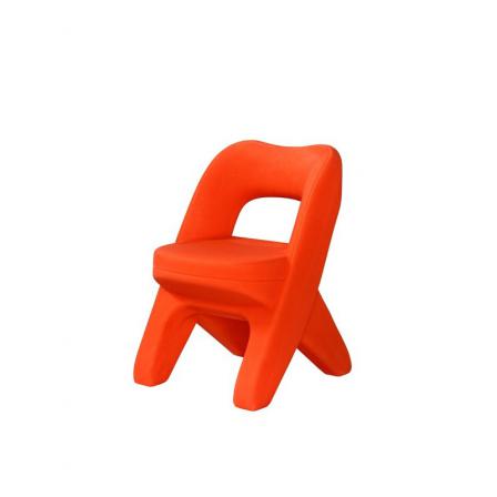 آشنایی با کاربرد صندلی پلاستیکی