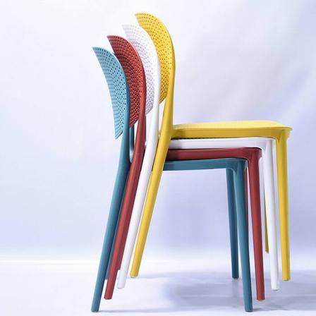 فروش انواع صندلی پلاستیکی ارزان