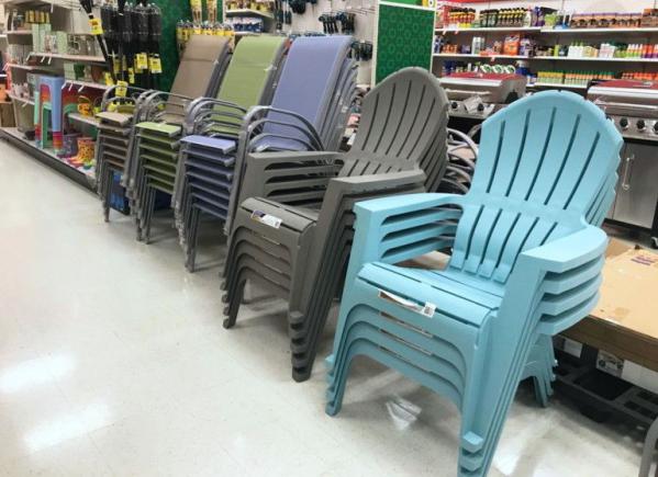 قیمت باورنکردنی انواع صندلی پلاستیکی پله دار
